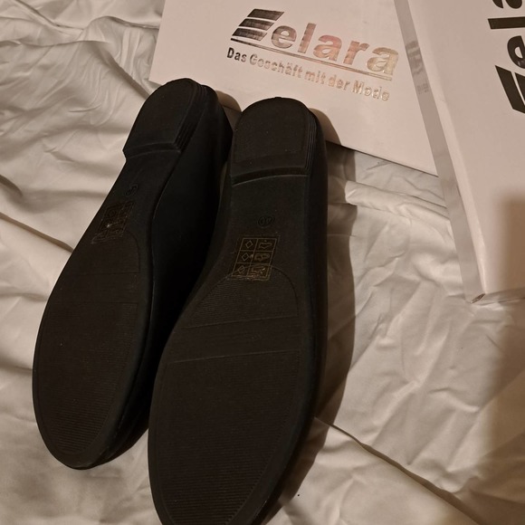 NIB - 9-9.5 Ballerina Flats Black - Picture 4 of 8
